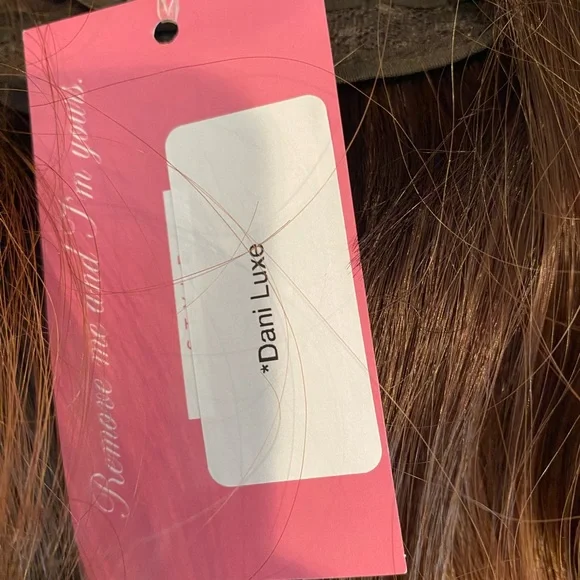 Chelsey Smith Cosmetics Dani Luxe added Bangs - Picture 5 of 5